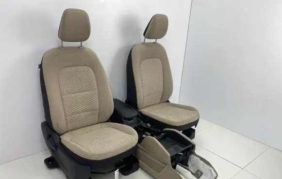 Ford Kuga III Seat set 