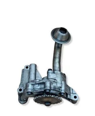 Volkswagen Golf V Oil pump 038115121A