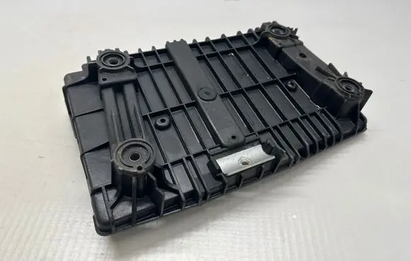 Mercedes-Benz C W205 Battery bracket A2056200018