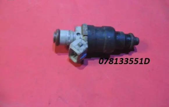 Audi A6 S6 C4 4A Fuel injector 078133551D