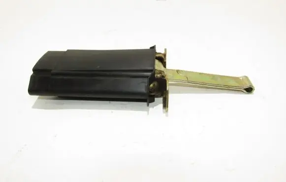 Mercedes-Benz S W126 Rear door check strap stopper