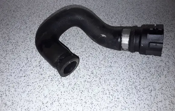 BMW 5 E39 Engine coolant pipe/hose 11532247879 2247879