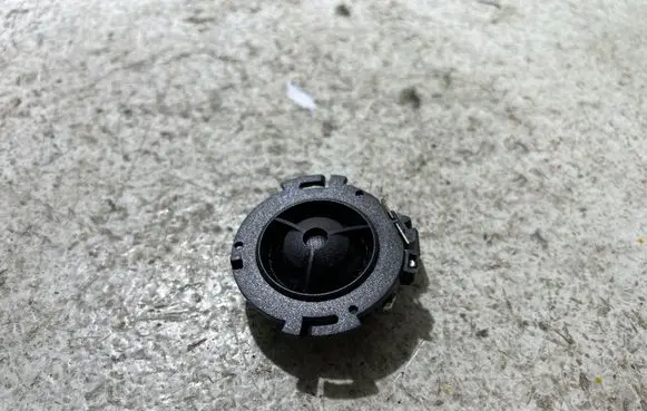 Audi A4 S4 B8 8K Front door speaker 8T0035399 F145038 002538582