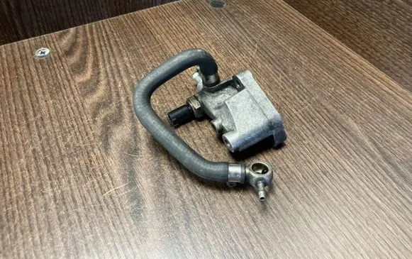 Mercedes-Benz Sprinter W901 W902 W903 W904 Fuel temperature sensor 6110700340