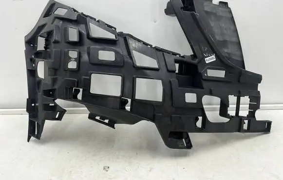 Mercedes-Benz Vito Viano W447 Front bumper mounting bracket A4478850116