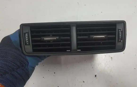Audi Q7 4M Other center console (tunnel) element 4M0819203B