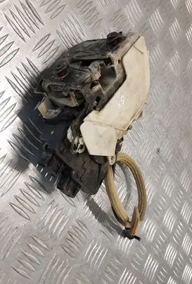 Volvo V70 Rear door lock 8626271