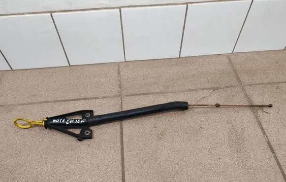 Nissan Note (E11) Oil level dip stick 8200392176