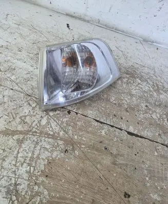 Front indicator light
