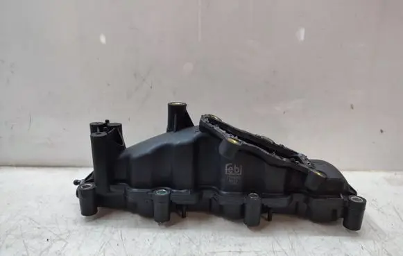 Audi Q7 4L Intake manifold