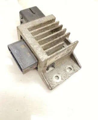 Renault Master III Glow plug pre-heat relay 271203982R 01458495 21277