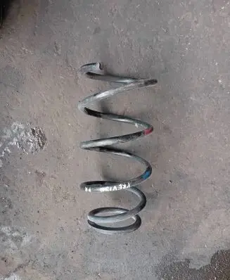 Toyota Previa (XR30, XR40) II Front coil spring