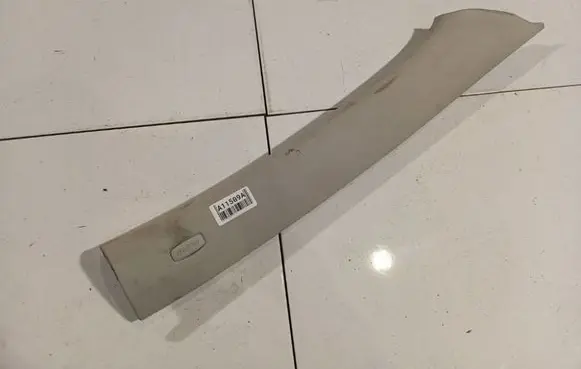 Skoda Octavia Mk2 (1Z) (C) pillar trim 1Z0867458