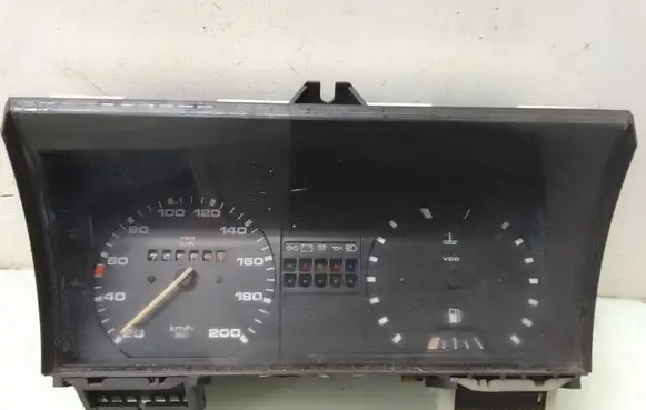 Volkswagen Golf II Speedometer (instrument cluster) 191919033FF