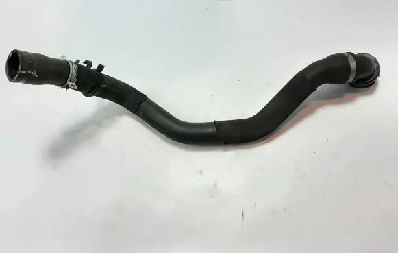 Ford Kuga I Engine coolant pipe/hose AV418260AC