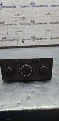 Opel Astra H Climate control unit 13168100 901512570000 10092005
