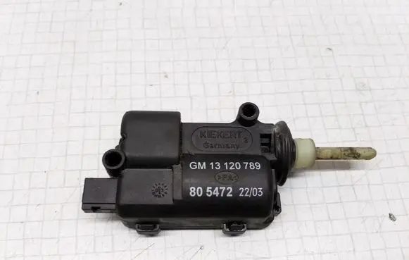 Opel Astra G Central locking motor 13120789 805472