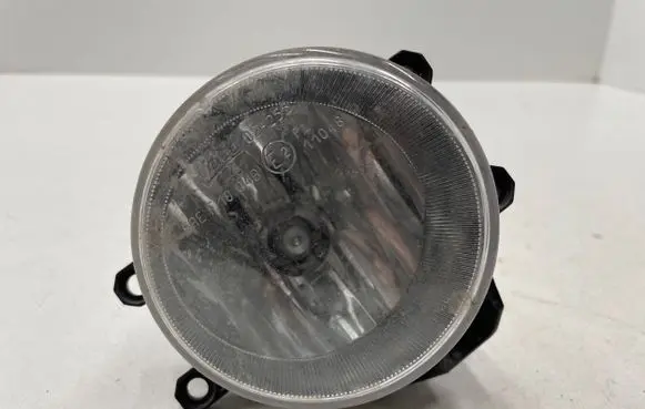Toyota Yaris Front fog light 8121002110 25062017 90008490