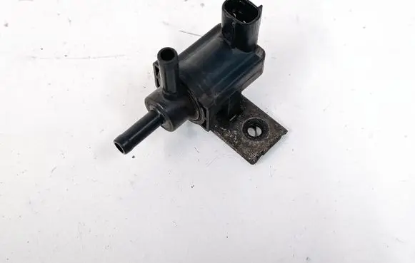 Toyota Prius (XW20) Turbo solenoid valve 9091012259 1362002771