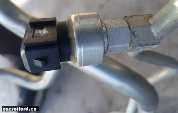 Volvo S80 Air conditioning (A/C) pressure sensor 