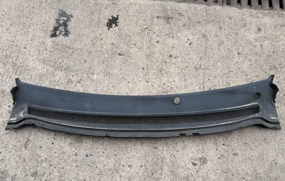 Ford Focus Wiper trim 4M51A02216