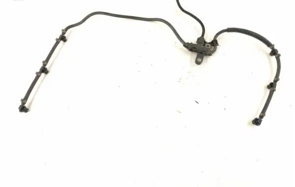 Mercedes-Benz E W211 Fuel line pipe 6420703032 6420701932