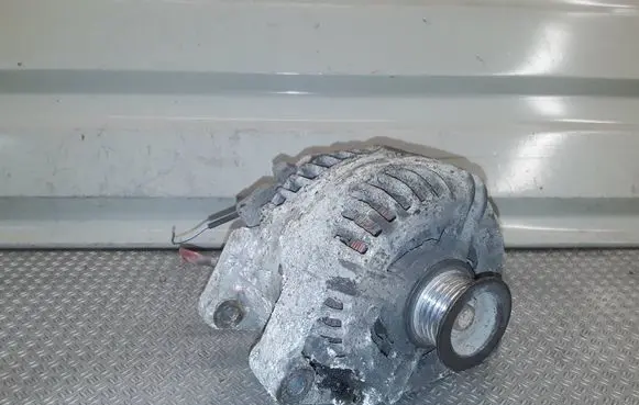 Opel Vectra C Generator/alternator 0124515080 24429105