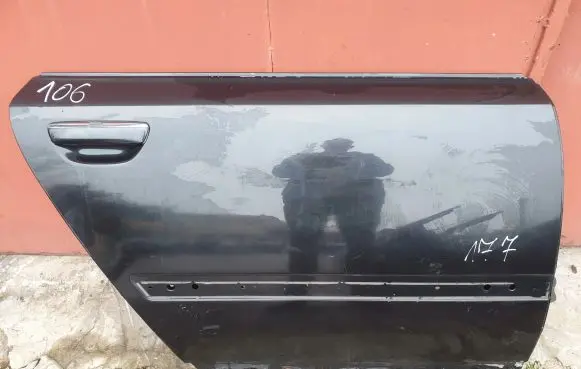 Audi A8 S8 D3 4E Rear door