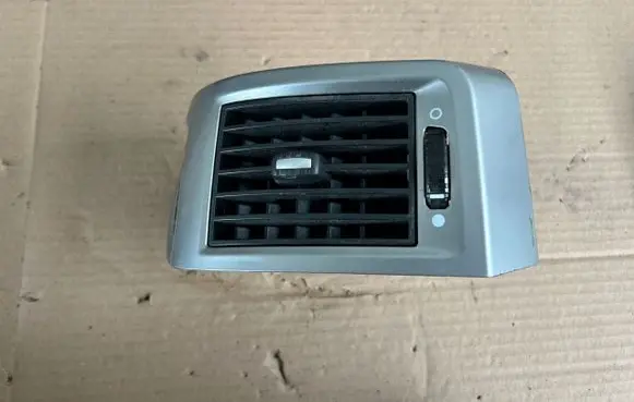 Fiat Ducato Dashboard side air vent grill/cover trim LS385800