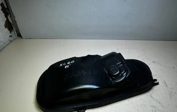 Volvo XC60 Headlight/headlamp dust cover 90029519