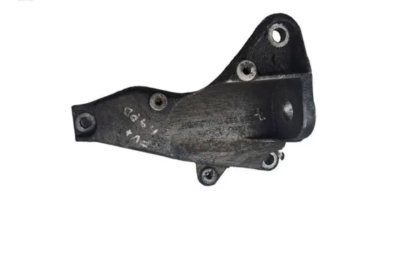 Volkswagen PASSAT B5 Engine mounting bracket 8D0399114AJ