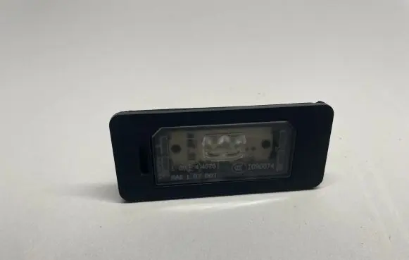BMW 4 F32 F33 Number plate light 7193293