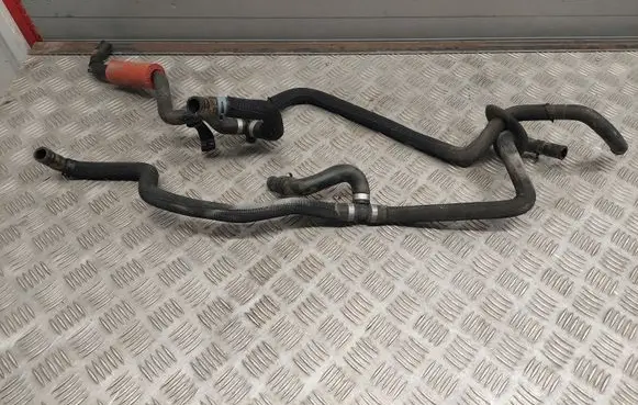 Audi A8 S8 D4 4H Engine coolant pipe/hose 4H1819344B 4H1819674AN 4H0121140