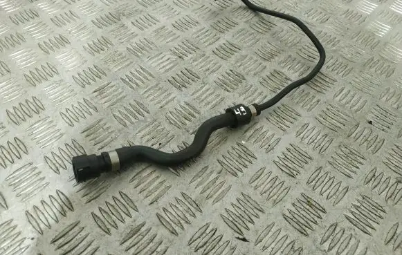 BMW 5 GT F07 Engine coolant pipe/hose 7575435 17127575435