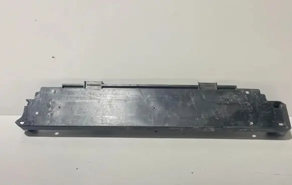 BMW 4 G22 G23 G24 G26 Radiator support slam panel bracket 8666838