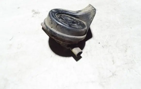 Volkswagen Golf V Horn signal 703881157 CH2143