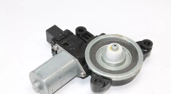 Mazda 3 II Rear door window regulator motor BHN95858X CM012790