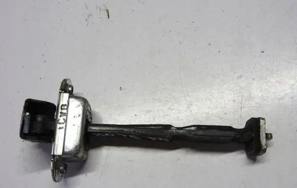 Nissan Note (E12) Loading door check strap stopper 8200973738