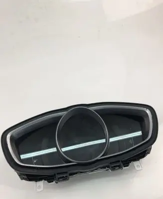 Volvo V40 Speedometer (instrument cluster) 31376803