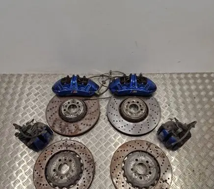 BMW M5 F90 Brake discs and calipers set 7991002 7991001