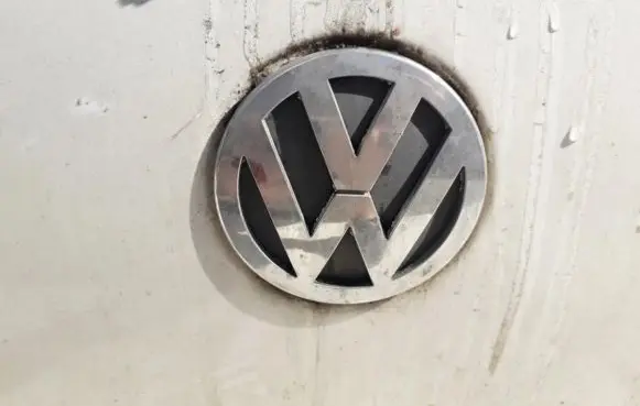 Volkswagen Polo Manufacturer badge logo/emblem 