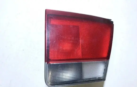 Mazda 626 Tailgate rear/tail lights