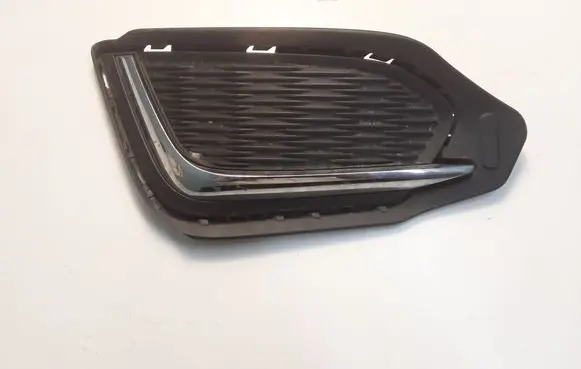 MG MG5 II Front bumper lower grill 10361099