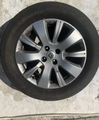 Renault Captur R16 alloy rim 
