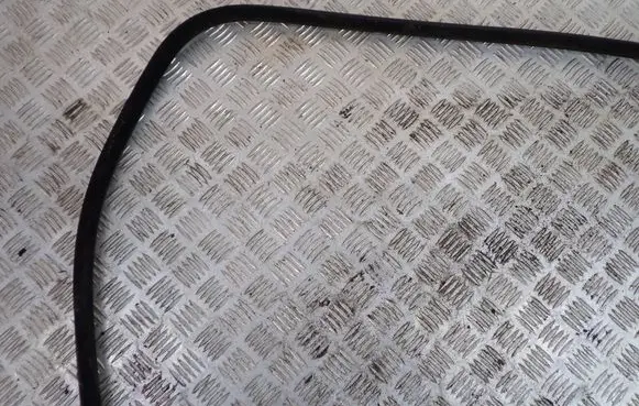 Jaguar XF X250 Rubber seal rear door 