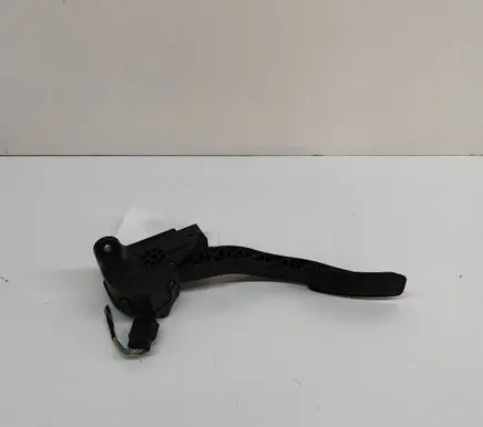 Jaguar XE Accelerator throttle pedal GX739N742AA