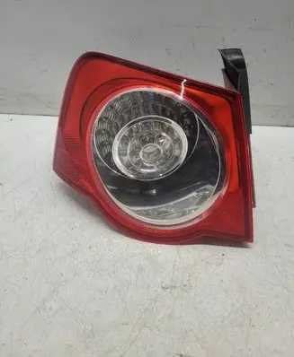 Volkswagen PASSAT B6 Rear/tail lights 275701