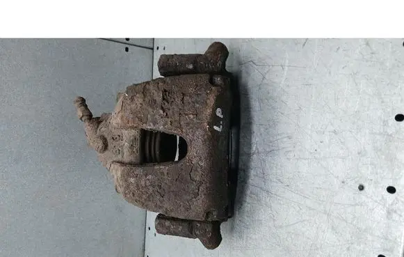 Mazda 3 I Front brake caliper