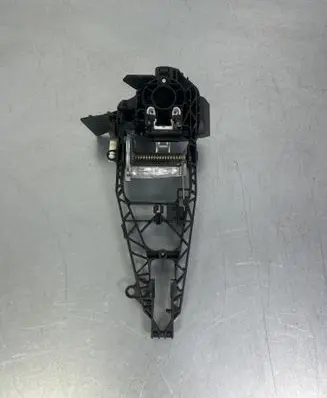 BMW X5 F15 Front door exterior handle/bracket 7304804