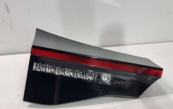 Toyota Yaris Cross Tailgate rear/tail lights 815900DB70 L413118